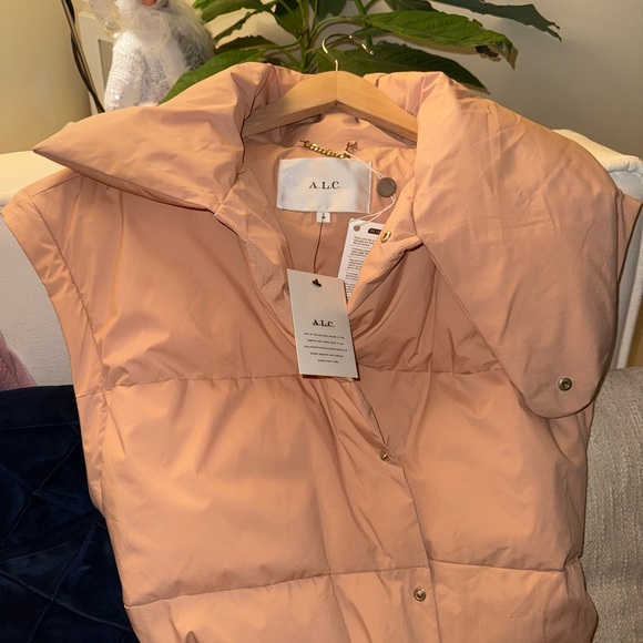 Brand new with the tag coat A.L.C. Size xs runs big. - Picture 7 of 7